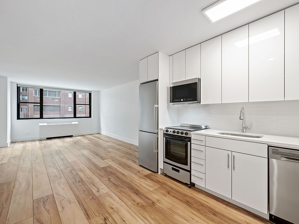 1st image of 315 W 57th St APT 8G