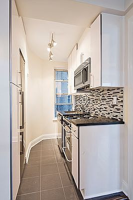 1st image of 309 W 57th St APT 1501