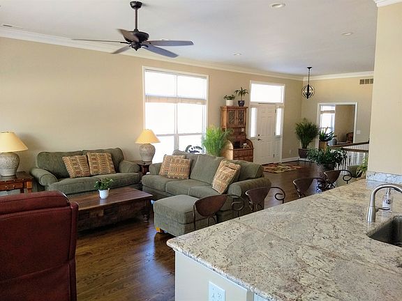 5th image of 853 Grand Cypress Ct