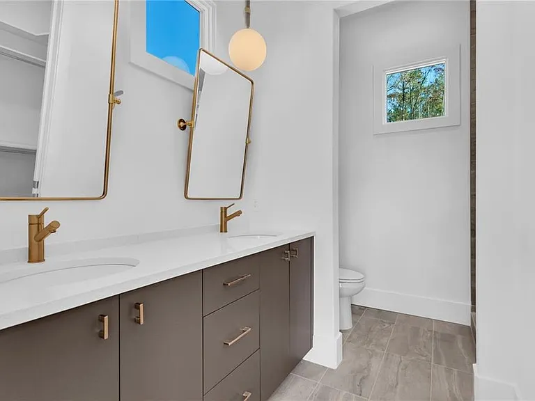10965 Serenbe Ln — Photo 3