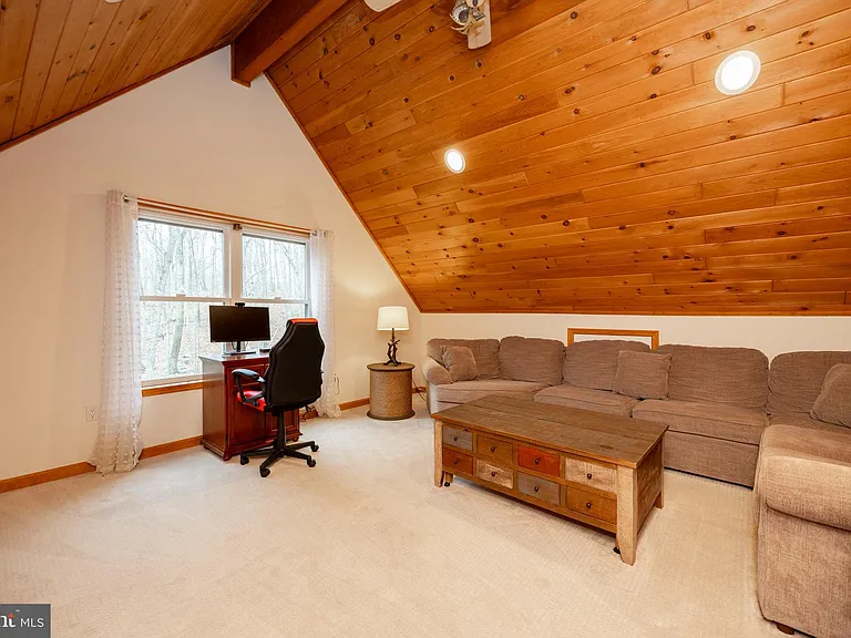 1212 Acacia Dr — Photo 16