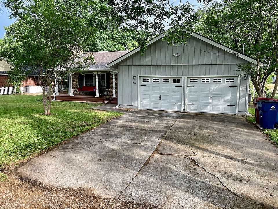 1st image of 453 W Marshall Dr