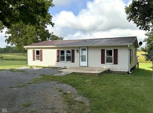 208 S Main Cross St, Wingate, IN 47994