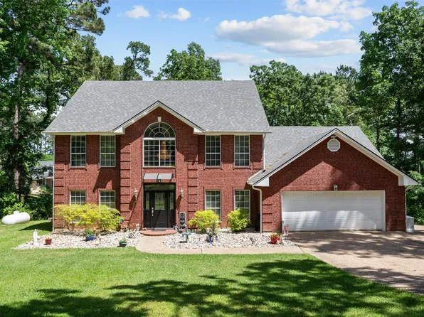 590 Shoreline Dr, Nacogdoches, TX 75964
