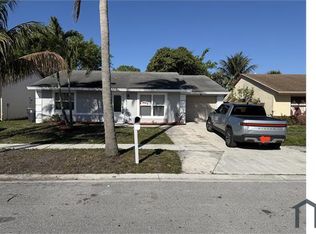 5489 Thurston Ave, Lake Worth, FL 33463