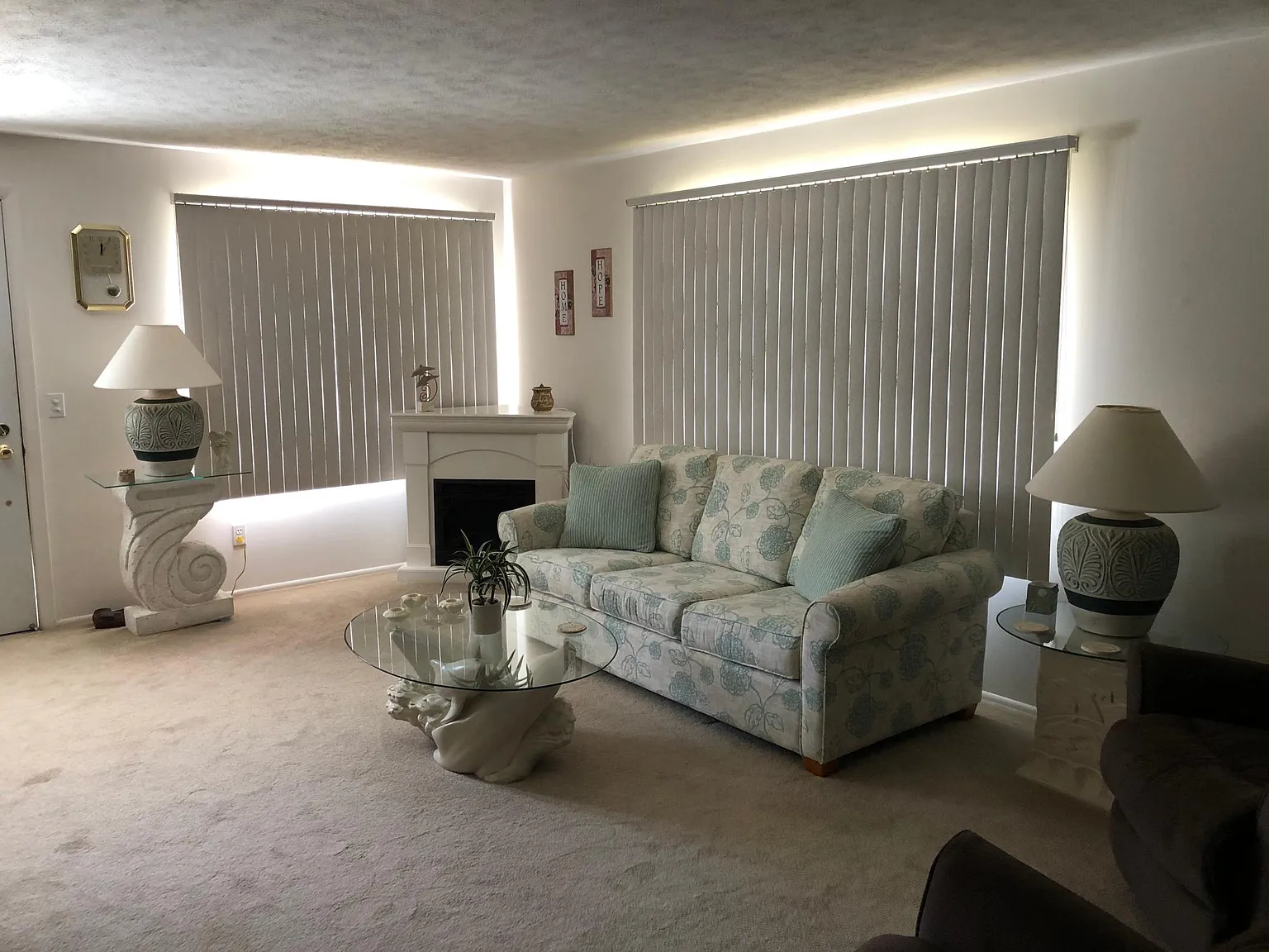 2 bed, 1.5 bath, 864 sqft, $1,400 — Photo 3