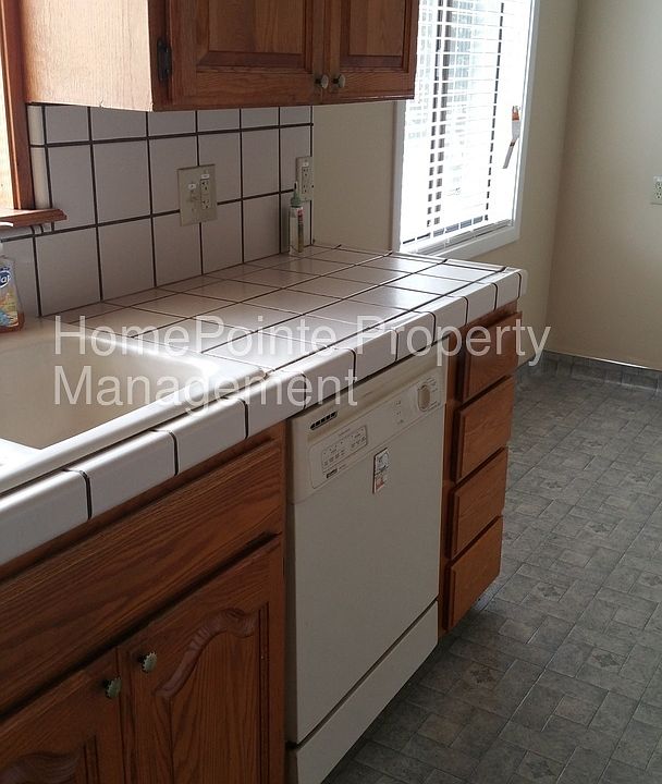 2nd image of 3111 Del Paso Blvd