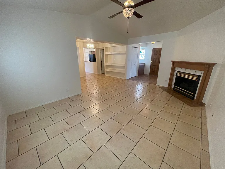 4300 Saddlewood Trl SE — Photo 3