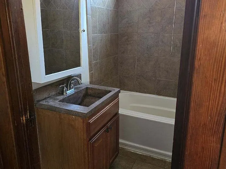 103 Randolph St — Photo 7