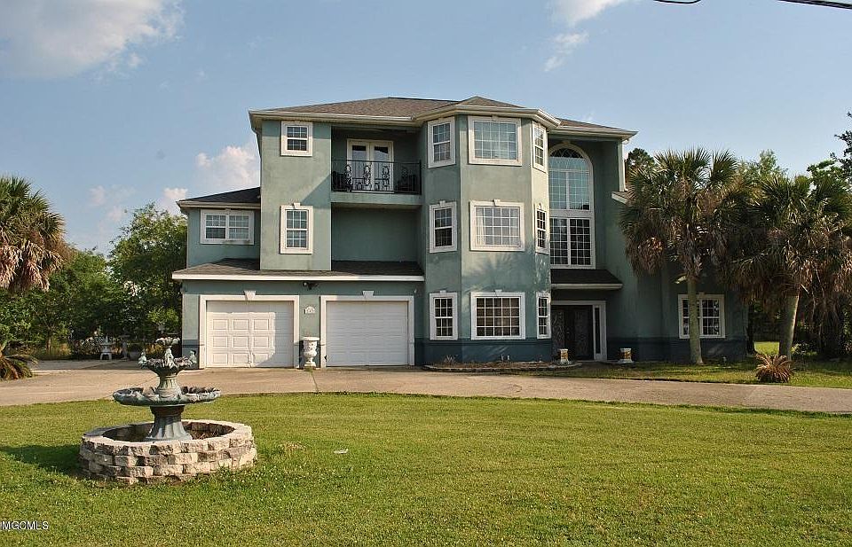 1st image of 242 Basswood Dr