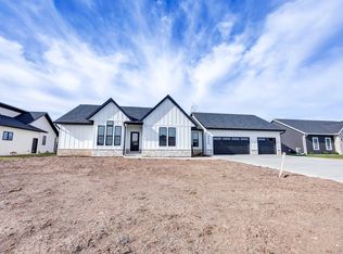 2225 Rowling Rd, De Pere, WI 54115