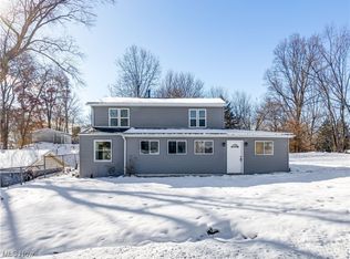 980 Milo White Dr, Akron, OH 44312