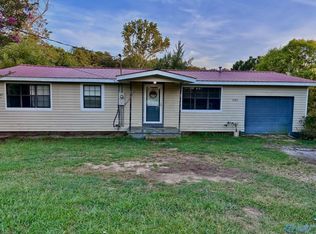 1165 Lake Mary Louise Rd, Gadsden, AL 35904