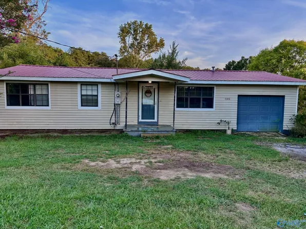 1165 Lake Mary Louise Rd, Gadsden, AL 35904