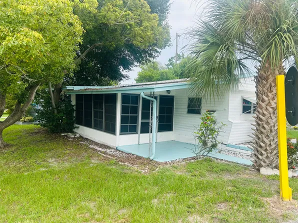 1280 Lakeview Rd #246, Clearwater, FL 33756