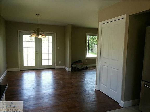 5th image of 4048 Glenburne Blvd
