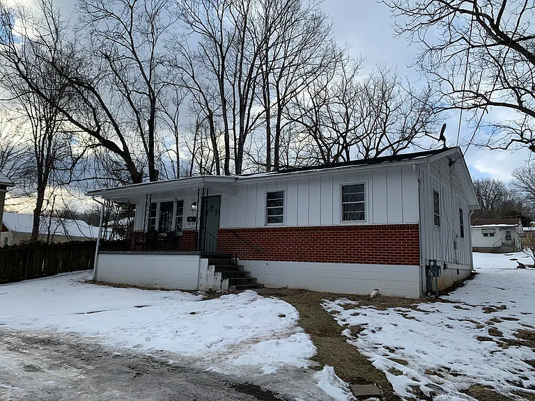 149 Walnut St — Photo 1