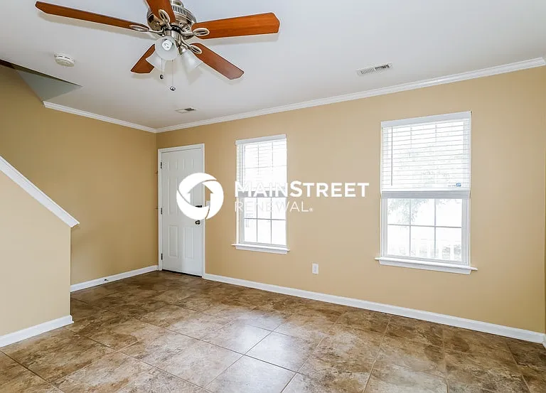 15722 Southern Garden Ln — Photo 9