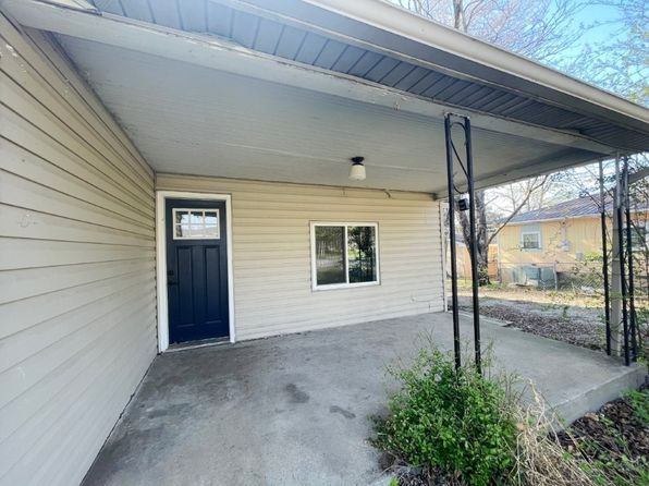 402 George St, Berryville, AR 72616