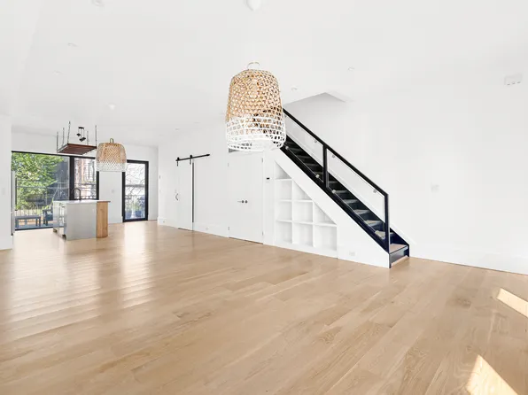 45 Wolcott Street PH image 1 of 15