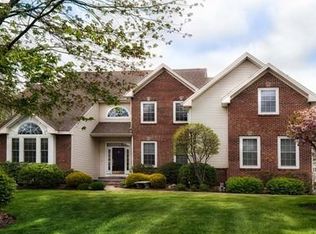 7 Appleseed Dr, Westborough, MA 01581