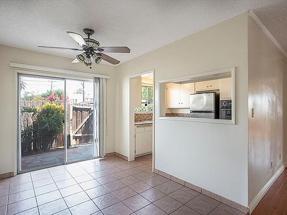 4th image of 510 N Santa Anita Ave APT B