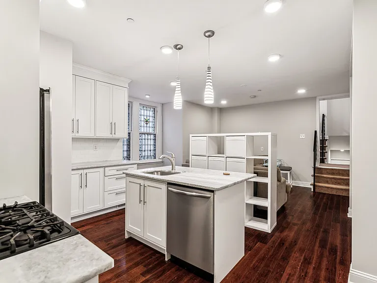 1721 Pine St #B — Photo 9