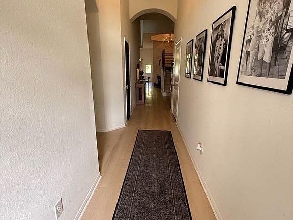 3rd image of 23609 Zinfandel Dr