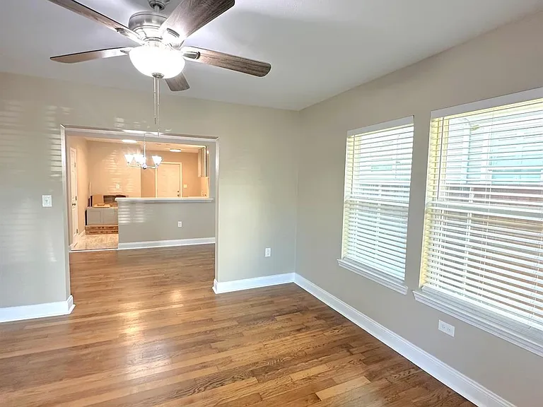 1209 Cordell St — Photo 8