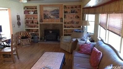 5th image of 3836 N Delano Ave