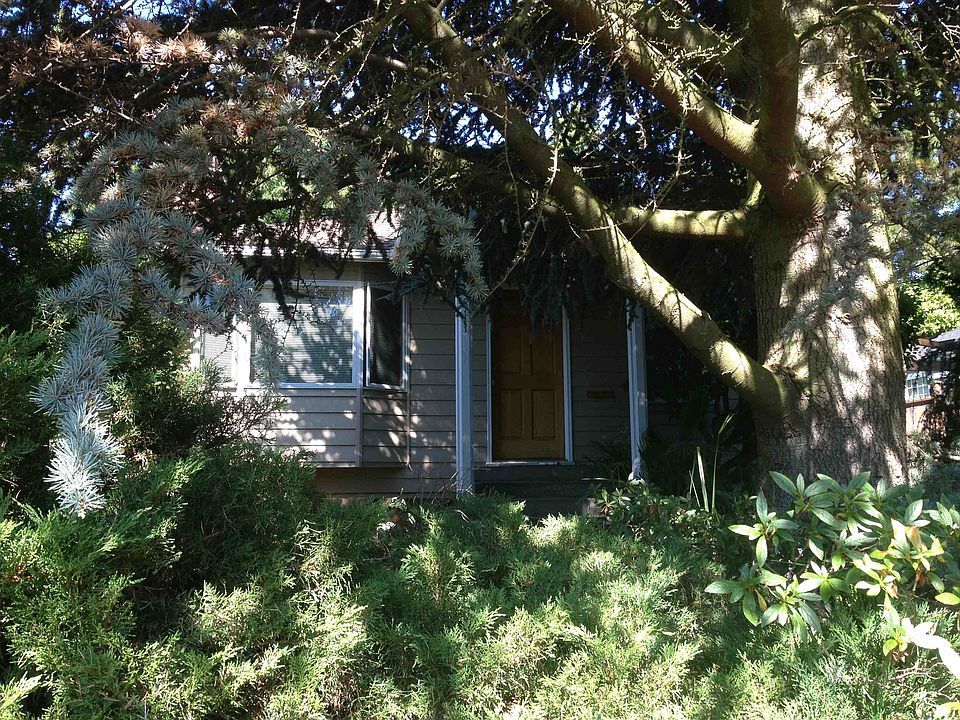 2nd image of 6811 23rd Ave NE