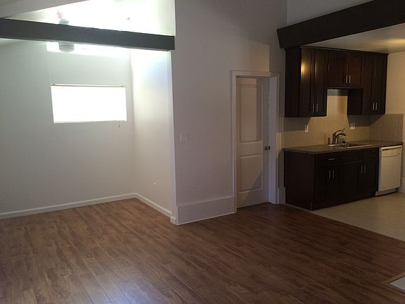 3rd image of 5519 Tampa Ave