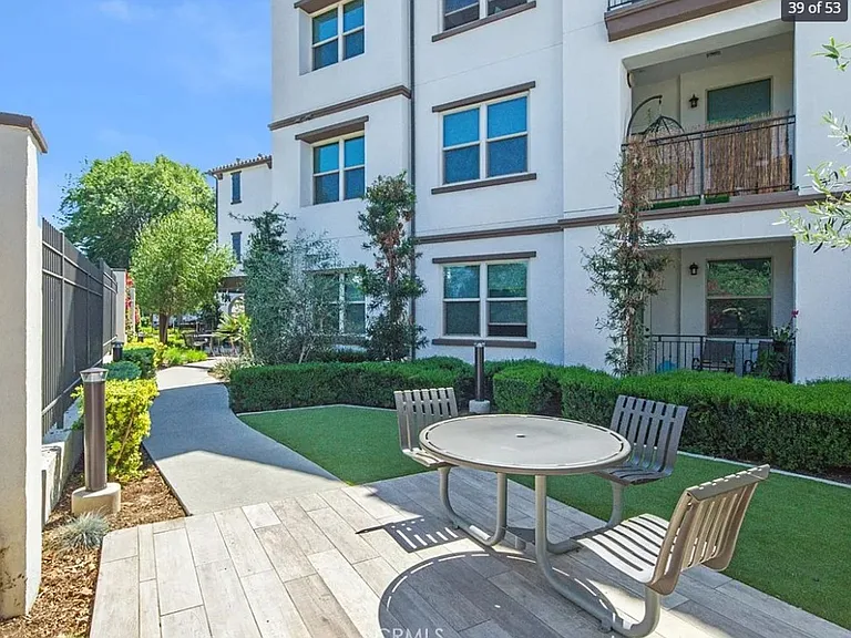 Cierra Apartments — Photo 46
