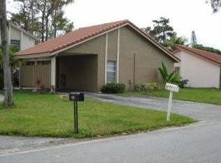 1257 Spring Circle Dr, Coral Springs, FL 33071