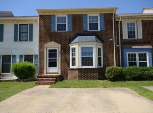 221 Windbrooke Ln, Virginia Beach, VA 23462
