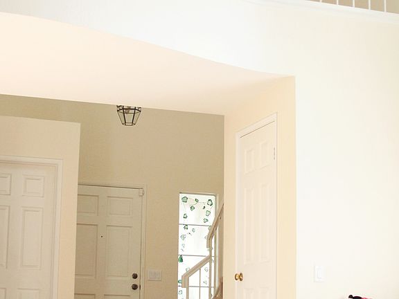 3rd image of 40013 Milkwood Ln