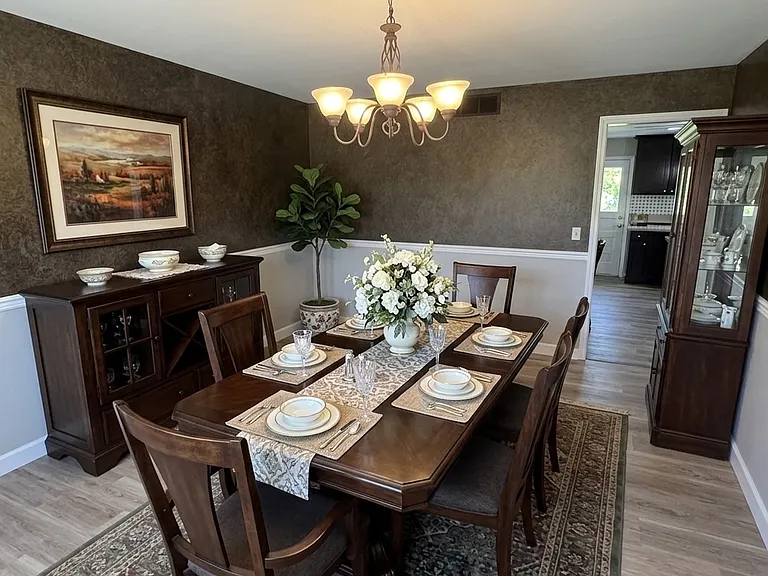 917 Emerald Oaks Ct — Photo 6