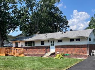 6310 Saddle Tree Dr, Alexandria, VA 22310