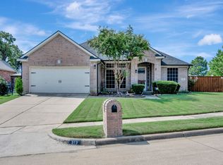 313 Owen Oaks Dr, Lake Dallas, TX 75065