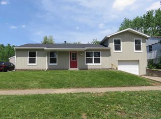2714 E Illinois St, Urbana, IL