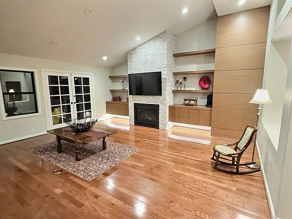 2nd image of 2260 Cervato Dr