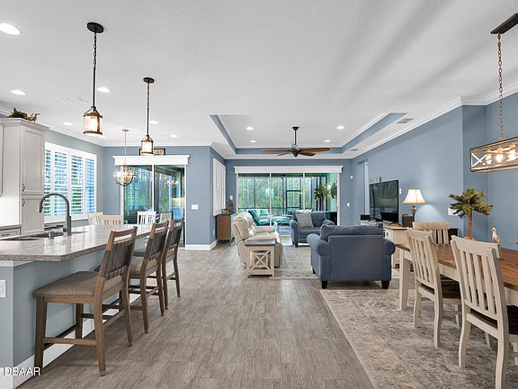 3rd image of 121 Dockside Pl