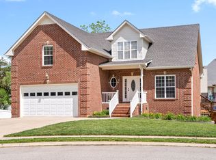 1074 Drakes Cove Rd S, Adams, TN 37010