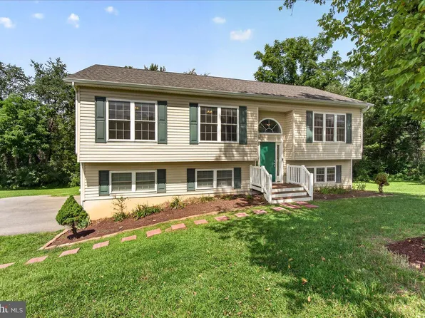 207 Sandpiper Ln, Shepherdstown, WV 25443