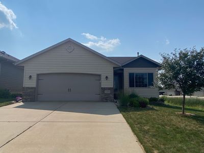 2405 S Lancaster Dr, Sioux Falls, SD, 57106