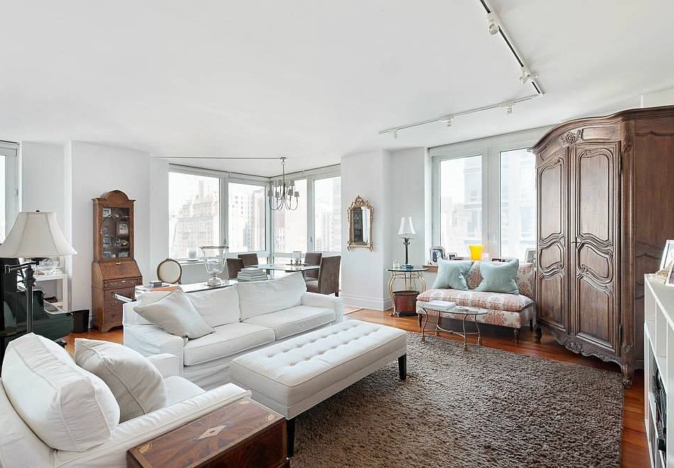 1st image of 300 E 77th St APT 12B