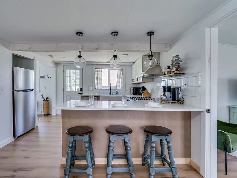 105 Brown Shores Rd — Photo 9
