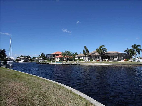 3rd image of 5078 Key Largo Dr
