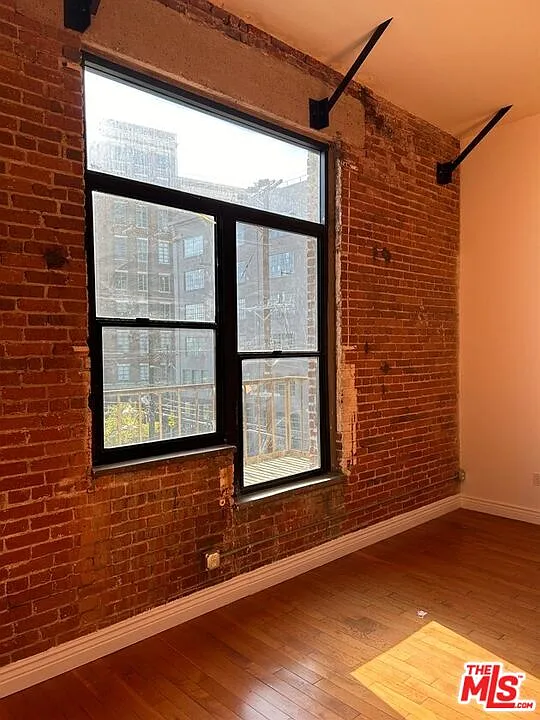 1 bed, 1.0 bath, 1340 sqft, $3,231 — Photo 4