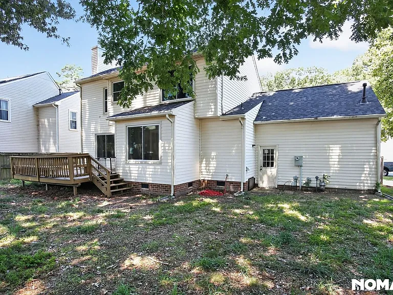 1620 Winthrope Dr — Photo 15